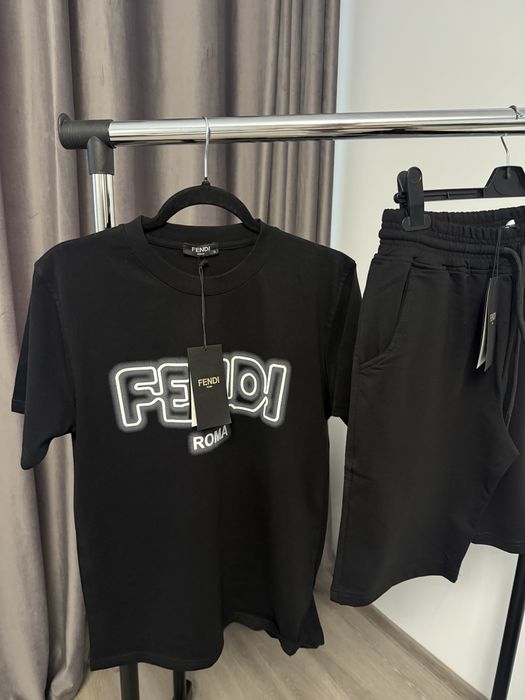 Compleu FENDI super calitate
