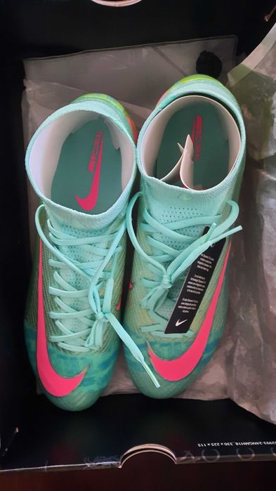 Nike mercurial superfly elite