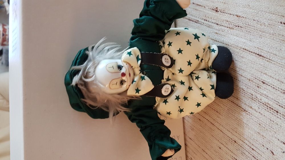 Колекционерски уникални кукли с порцеланови глави и ръце