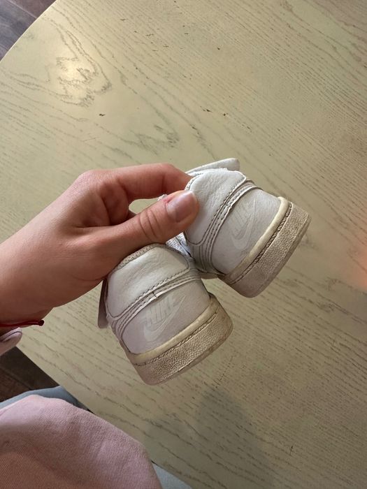 Детски обувки NIKE 26 номер