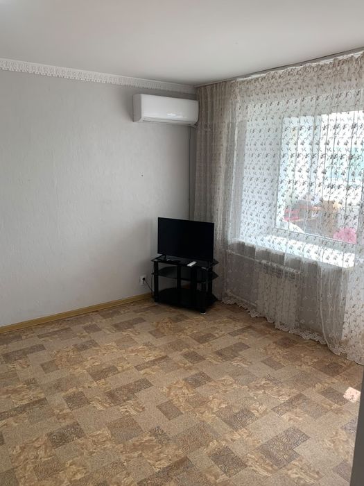 Продам 2 х ком. квартиру