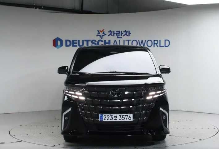Toyota Alphard 2025 — 3