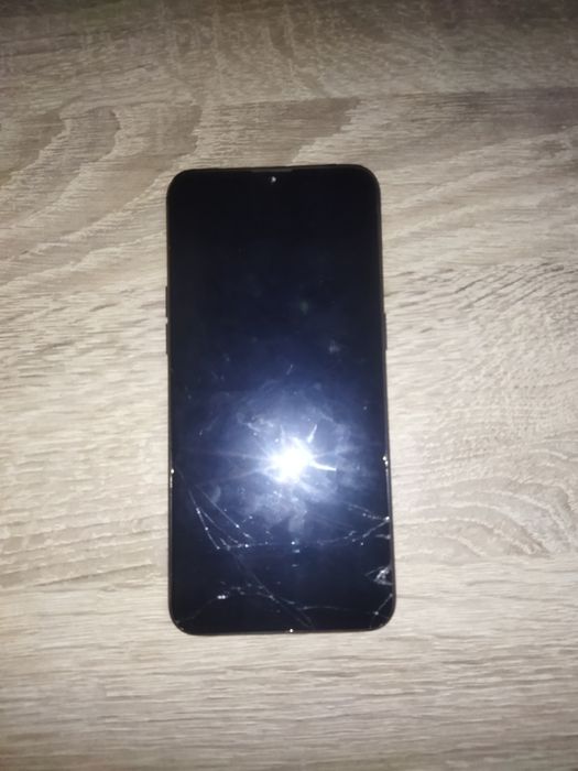 Oppo A1k продам срочно