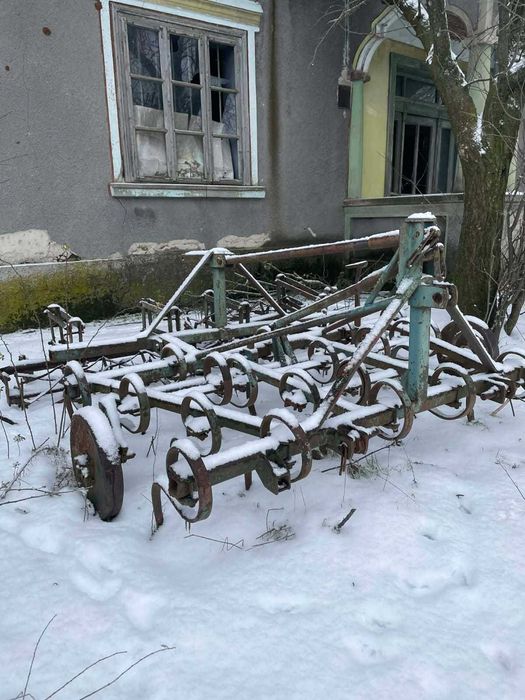 Vand tractor u650 cu utilaje si separat