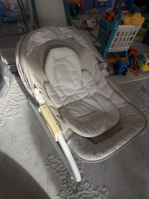 Продам детский шезлонг