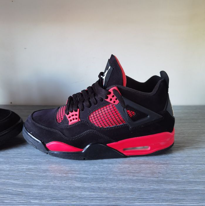 Jordan 4 red thunder