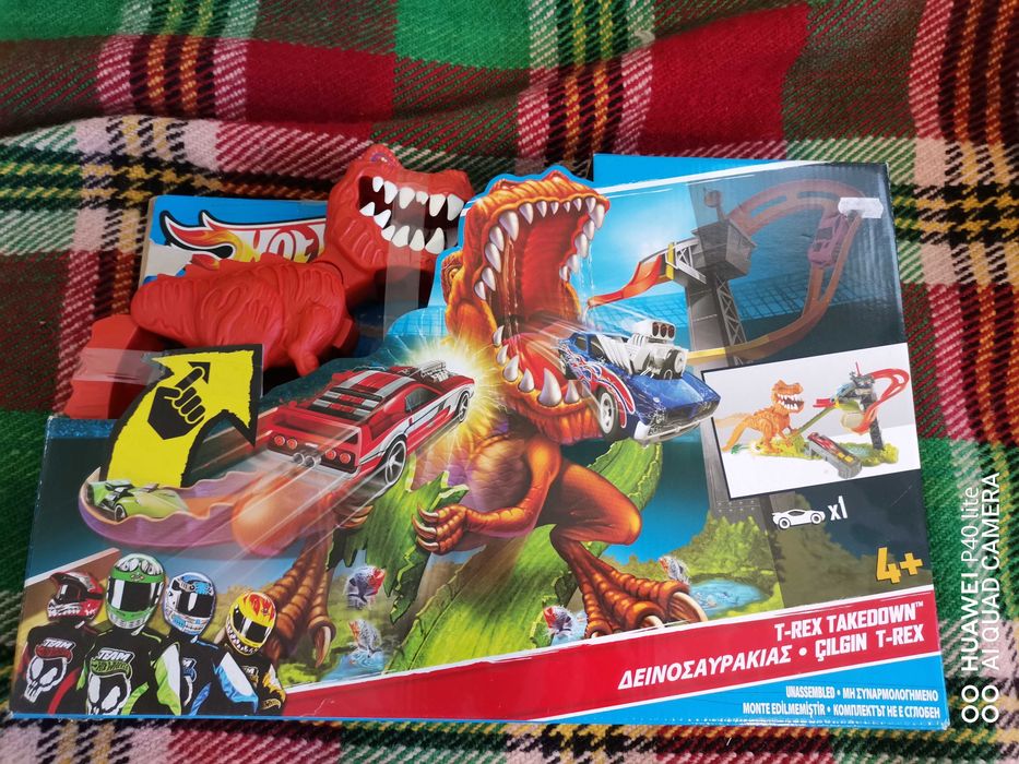 Динозавъра T-REX