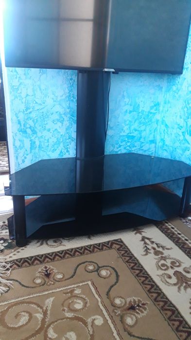 Срочно Продаётся подставка для телевизора