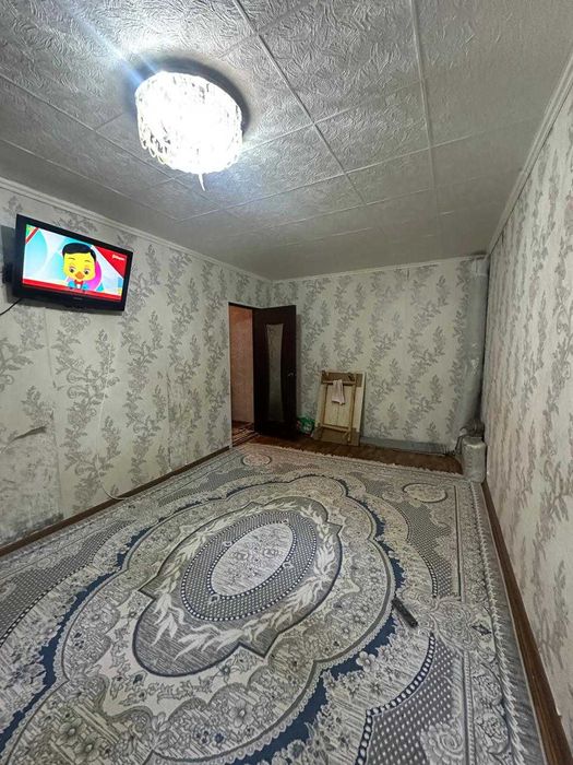 Продается 2 комнатная квартира по проспекту Абая: