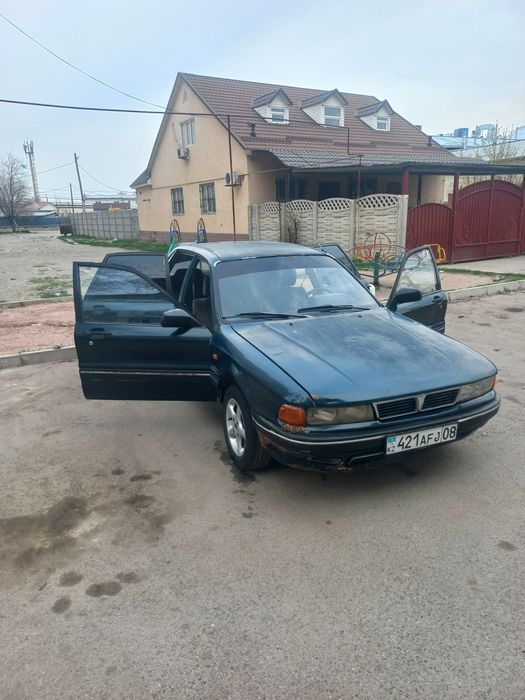 Митцубиши галант  1991 год