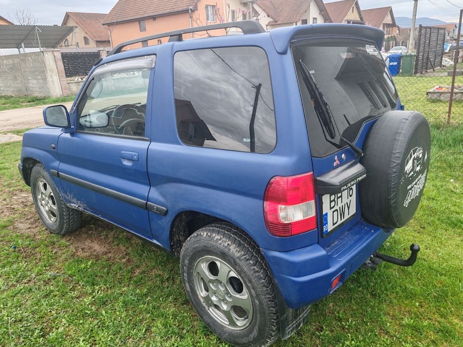 Mitsubishi pajero pinin vând sau schimb cu moto Chopper - turing