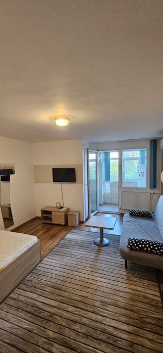 Inchiriez garsoniera Costin Georgian