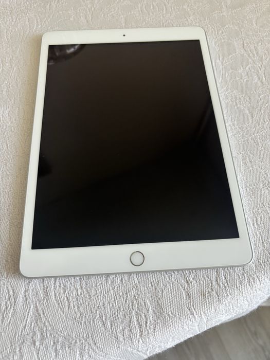 Ipad 8 32gb без драскотина
