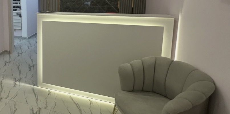 Мебель для салона  ресепшен