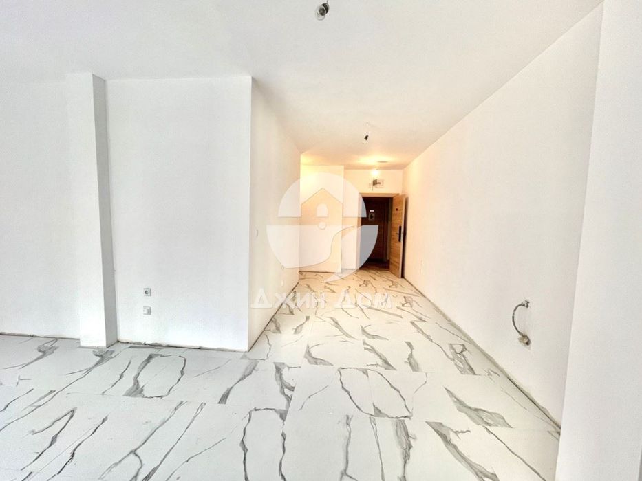 Продава се Тристаен апартамент в Приморско - 82 кв.м за 1061 €/кв.м - Снимка #2