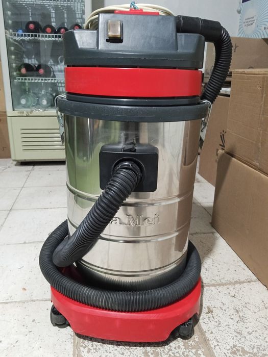 Водопылесос Комета CB30