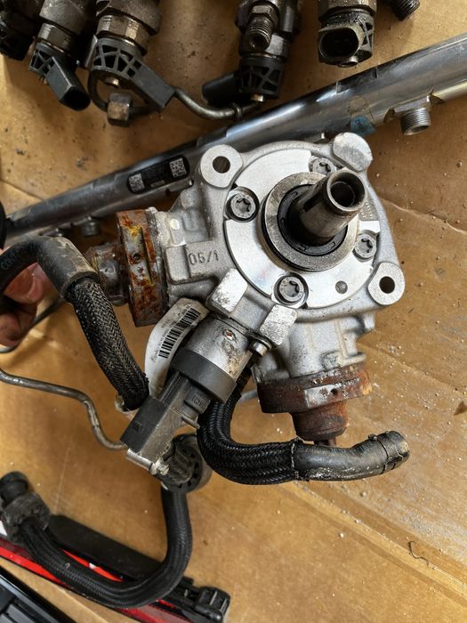 Горивна система бмв н57д30 ф30 ф10 258кс n57 дюзи гнп