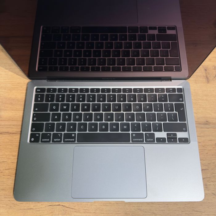 MacBook Air 13 M1 SSD 256GB RAM 8GB Space Gray | TrueShopPC
