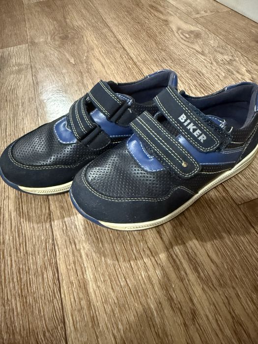 Продам обувь на мальчика