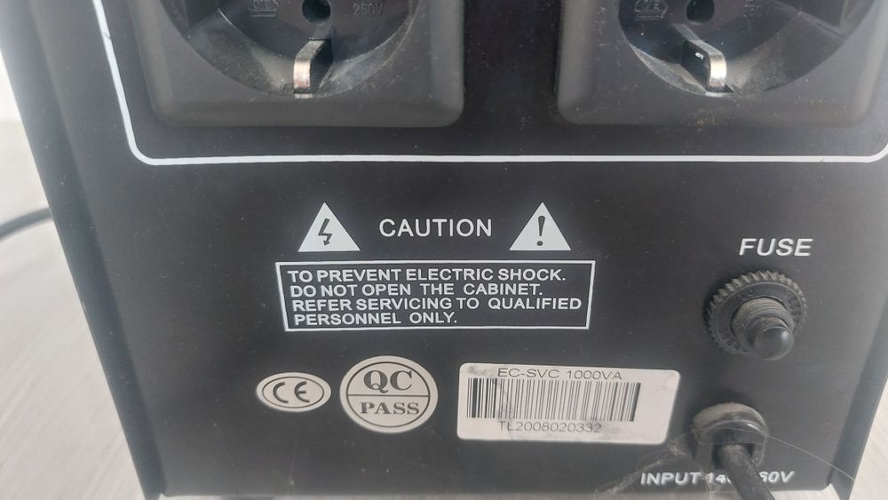 Stabilizator de tensiune Braun Group 500 W