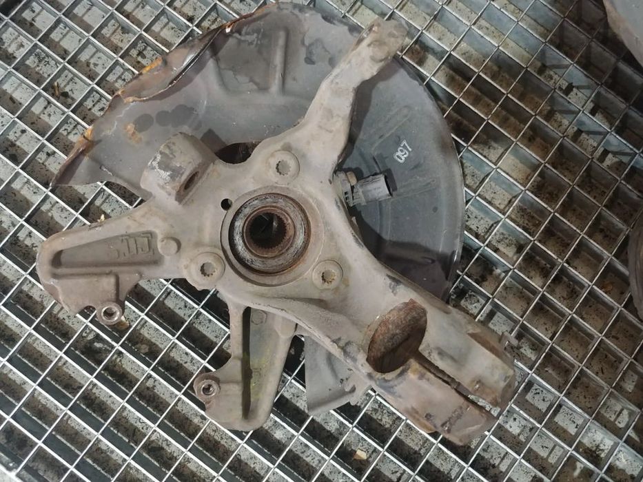 fuzeta stanga fata 2.0 tdi vw golf 6 5k