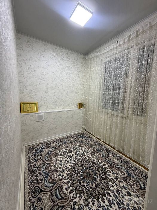 Продаётся квартира Чиланзар 20 квартал 2в3/3/4 панель 1,5 ×6