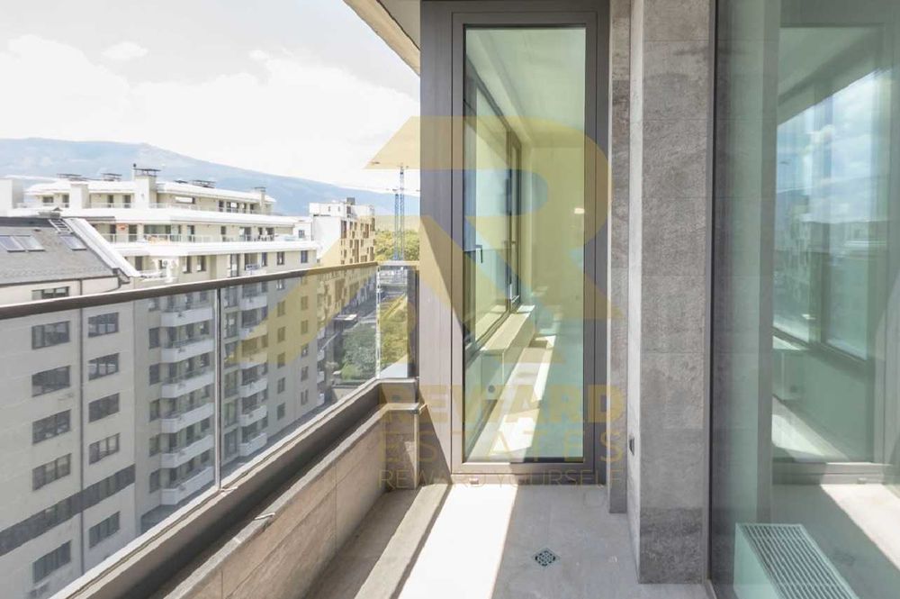 Продава се Тристаен апартамент в София, Изгрев - 125 кв.м за 3592 €/кв.м - Снимка #8