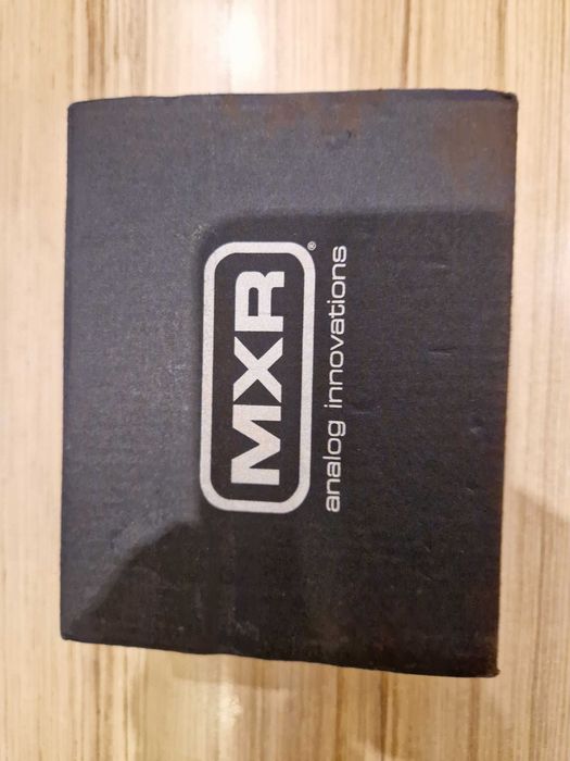 Ефект за китара MXR M77 Custom Badass Modified Overdrive