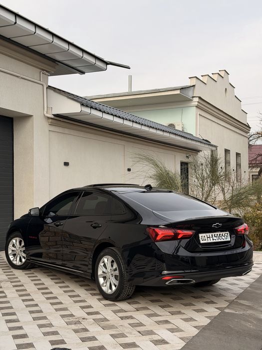 Malibu 2 turbo 2020yil usti qismi polni XL qlingan mowna idial iwi yoq