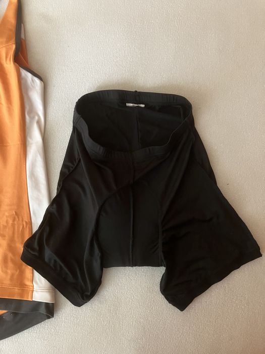 maieu (tcm) si pantaloni scurti pentru ciclism