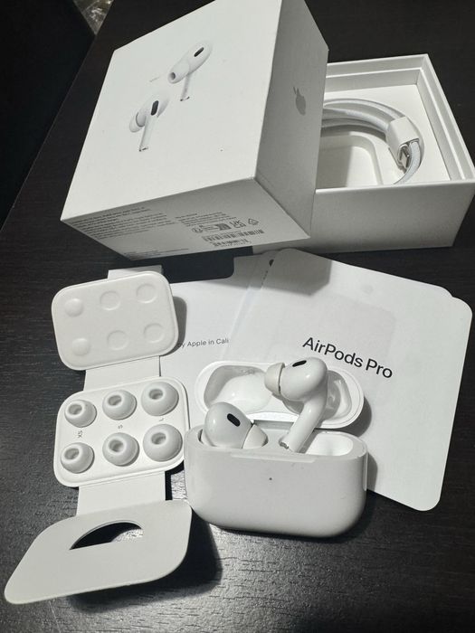 Casti Apple Airpods Pro(2nd Generation) carcasa MagSafe (Usb C ) 2023