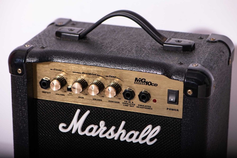 Marshall MG 10 CD - Китарно кубе
