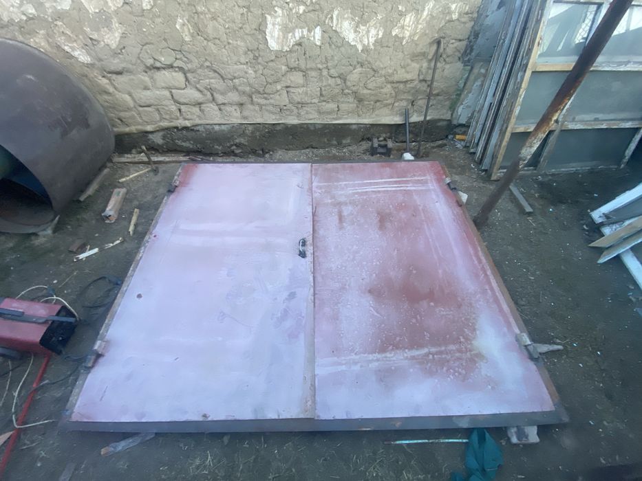 Ворота гаражные с рамой