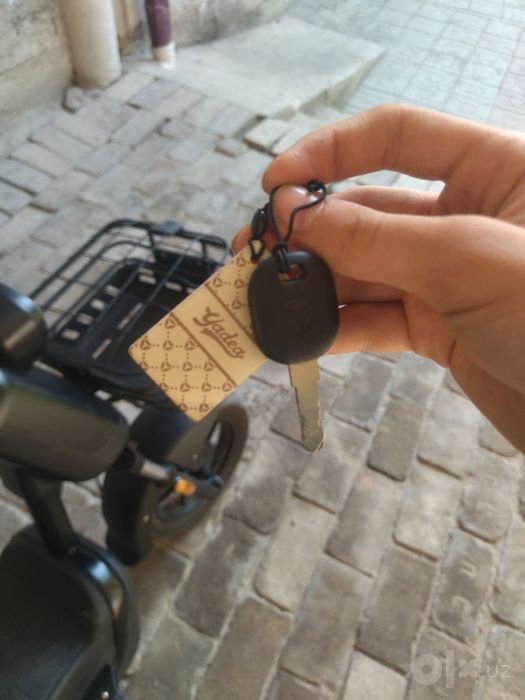 Yadea E3 sotiladi