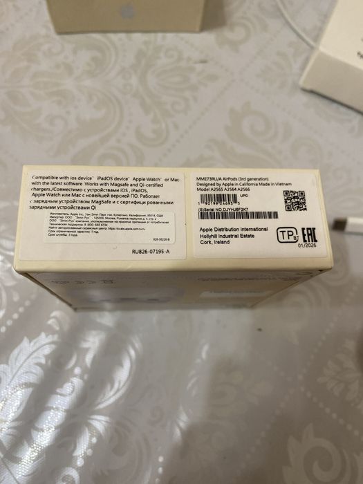 AirPods под оригинал срочно продам