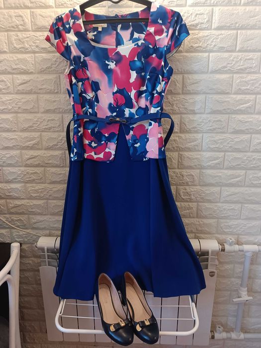 Платье б/у в хорошем состоянии