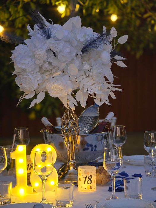 Închiriere,mese,scaune,,logistica/veselă completă pt evenimente