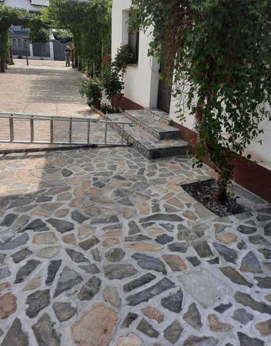 Piatră Naturală Selecționată pentru Calitate