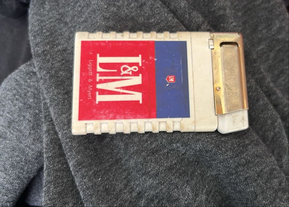 Brichetă vintage de colecție Cli-Cla – România / L&M (Anii '90)
