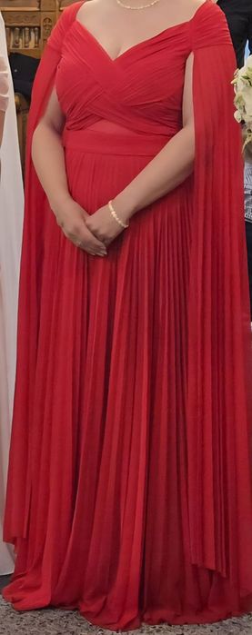 Rochie eleganta seară pe umeri mâneci capa