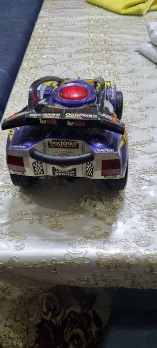 Уйинчок машина сотилади