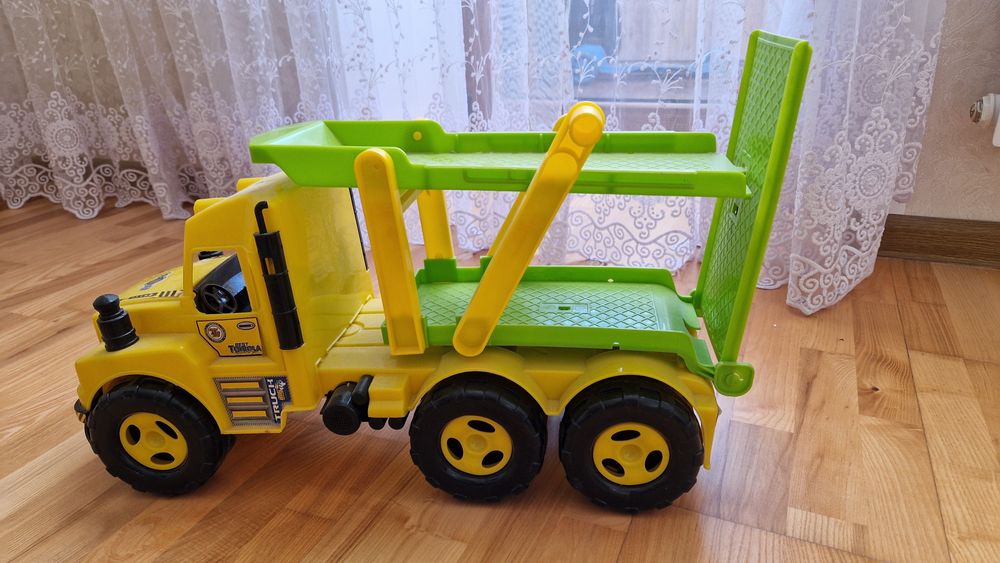 Развивающие  игрушки в хорошем состоянии