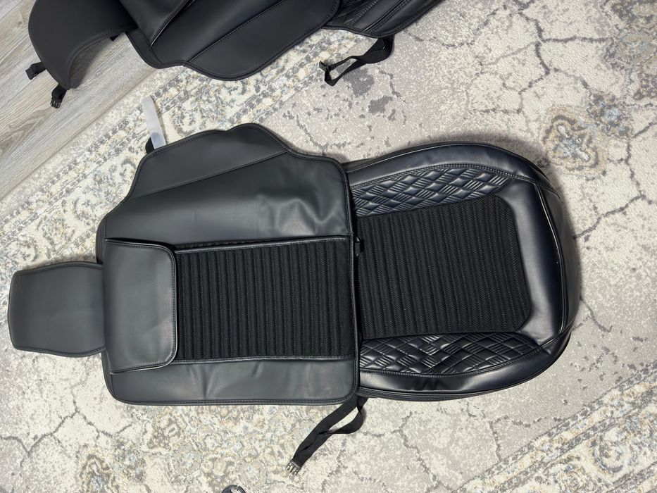 Чехлы на сиденье Land Cruiser