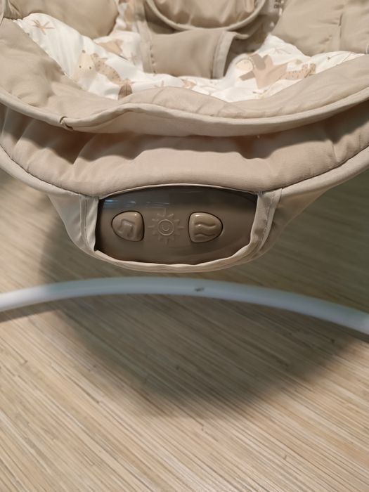 Електрическа люлка-шезлонг Чиполино