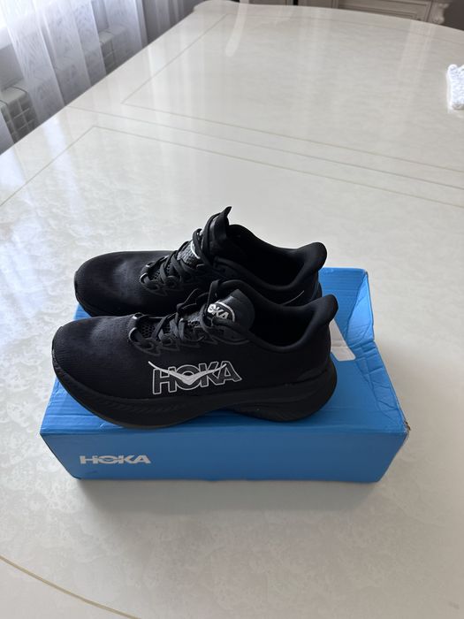 Продаю кроссовки