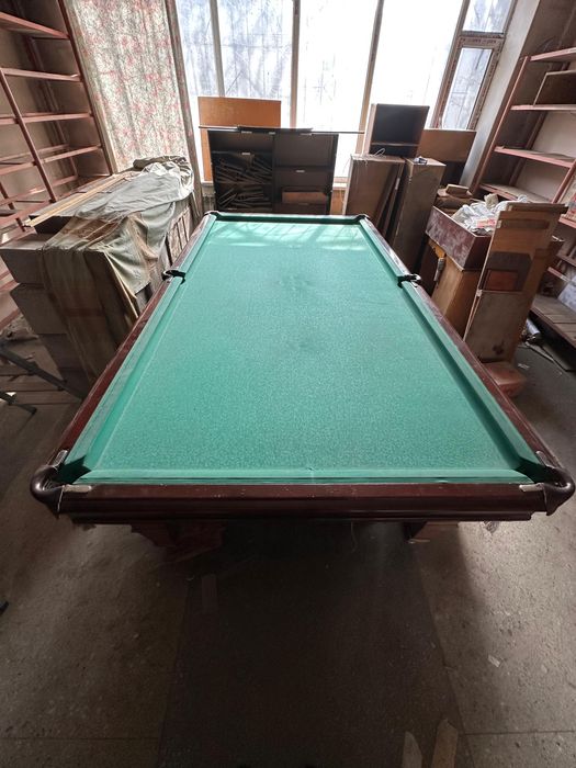Бильярдный стол