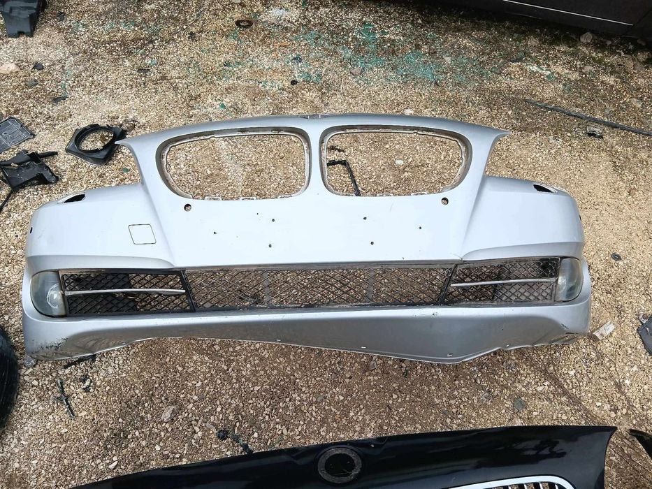 На части BMW F10/11