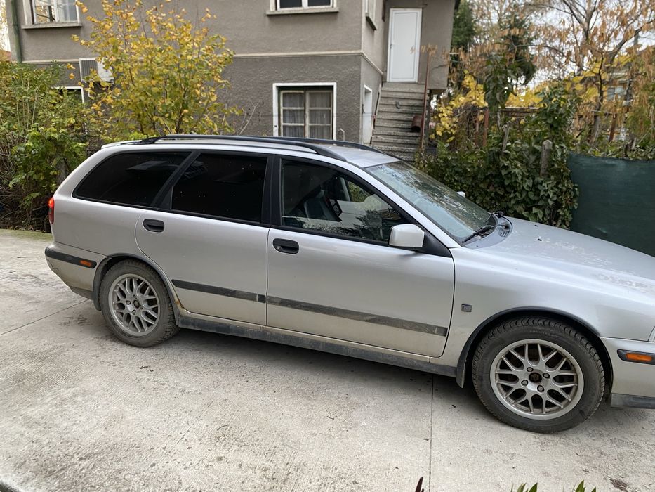 Волво в40 2.0 т4 на части