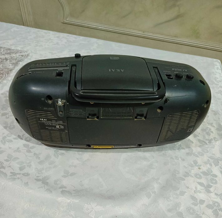 Магнитофон японский АКАИ