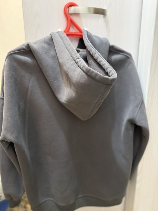 Продам куртку зимнюю и кофту